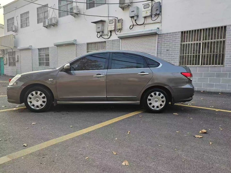 潍坊15年日产轩逸2