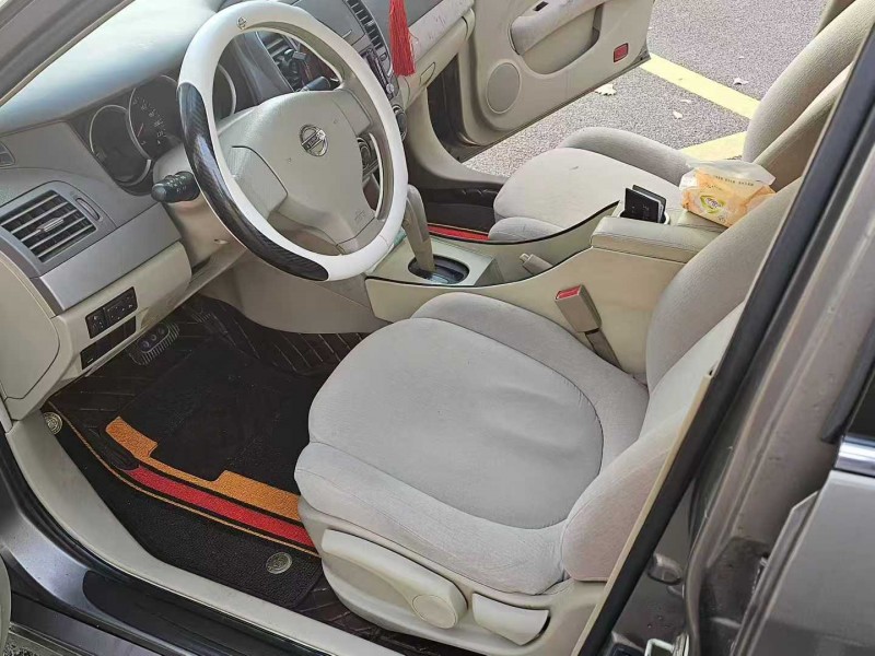 潍坊15年日产轩逸7