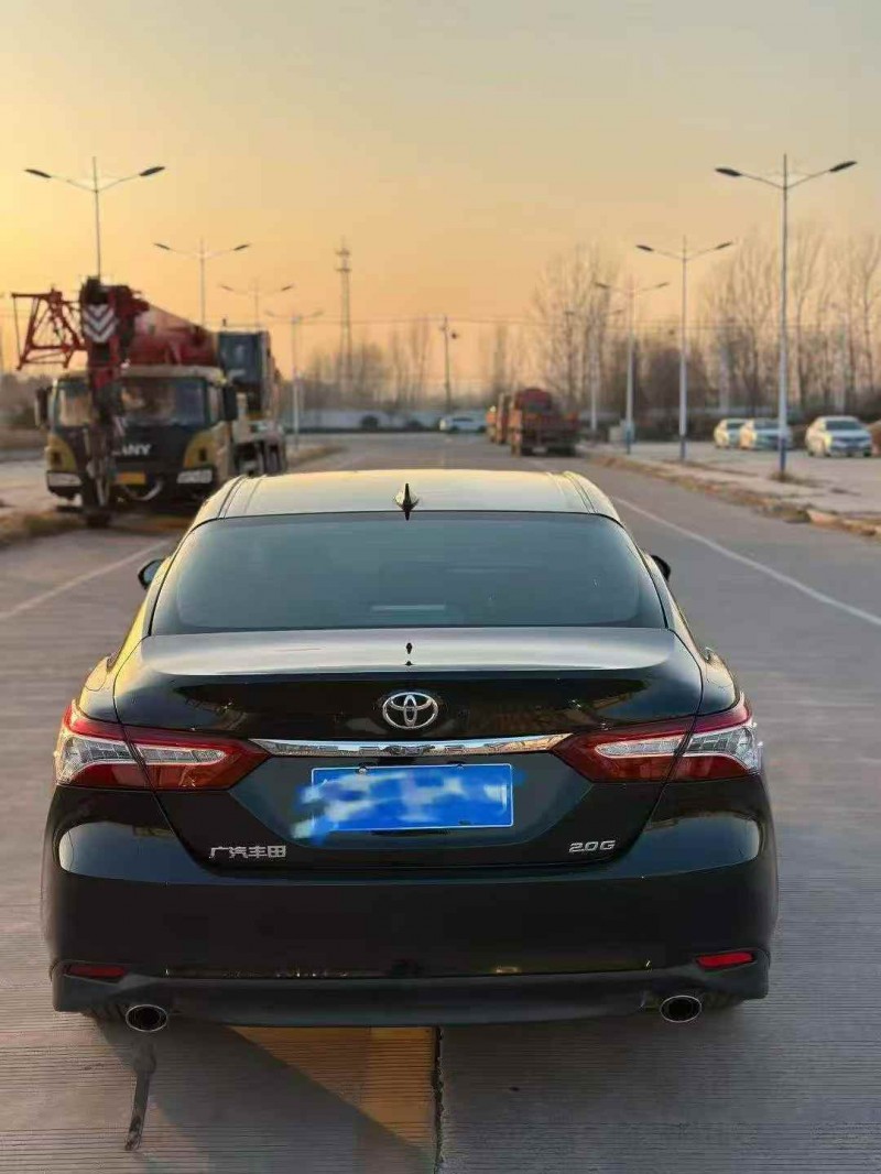 济宁23年丰田凯美瑞9
