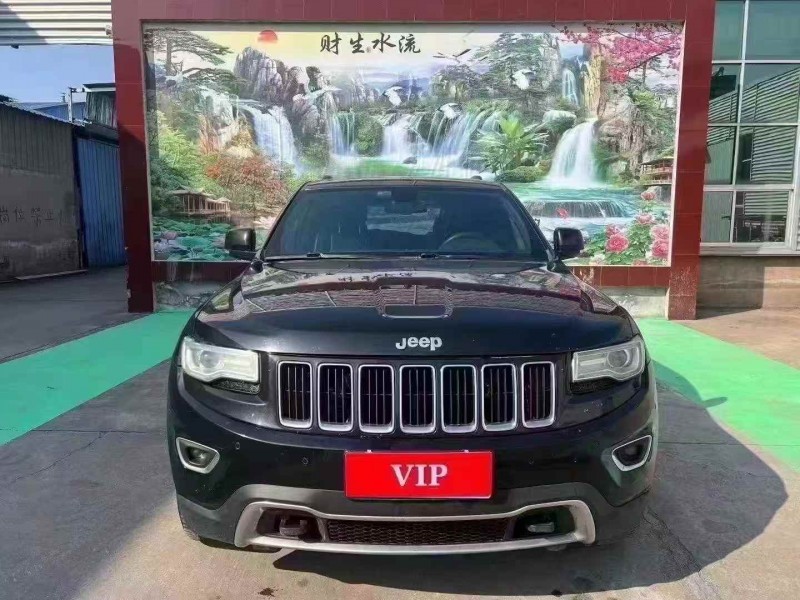 济宁15年Jeep大切诺基1