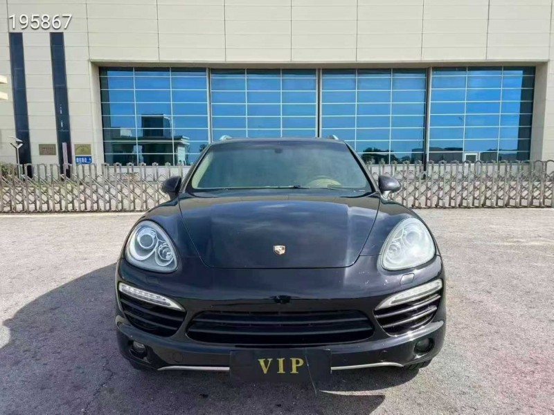 苏州14年保时捷卡宴1