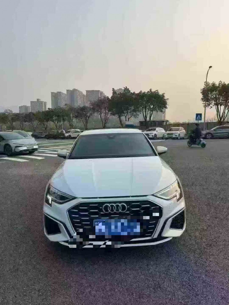 重庆23年奥迪A31