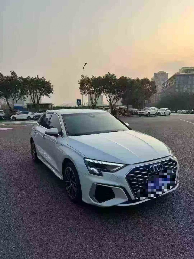 重庆23年奥迪A32