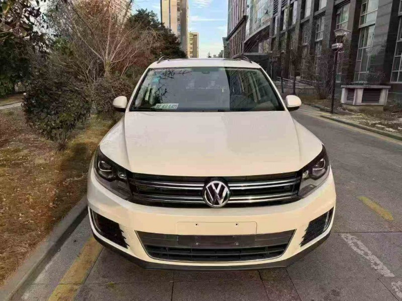 苏州19年大众途观1