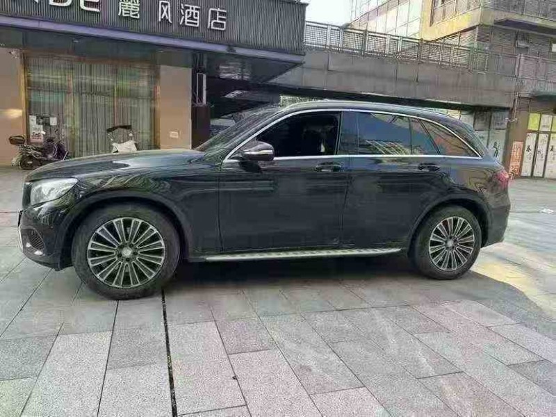 吉安16年奔驰GLC2
