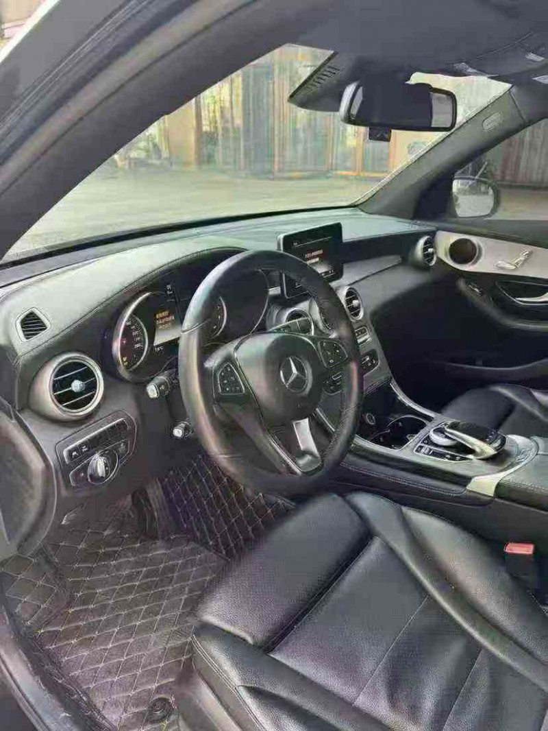 吉安16年奔驰GLC6