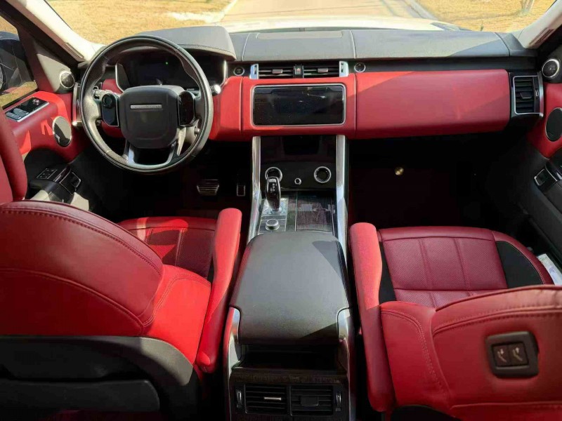 西安22年路虎揽胜运动6