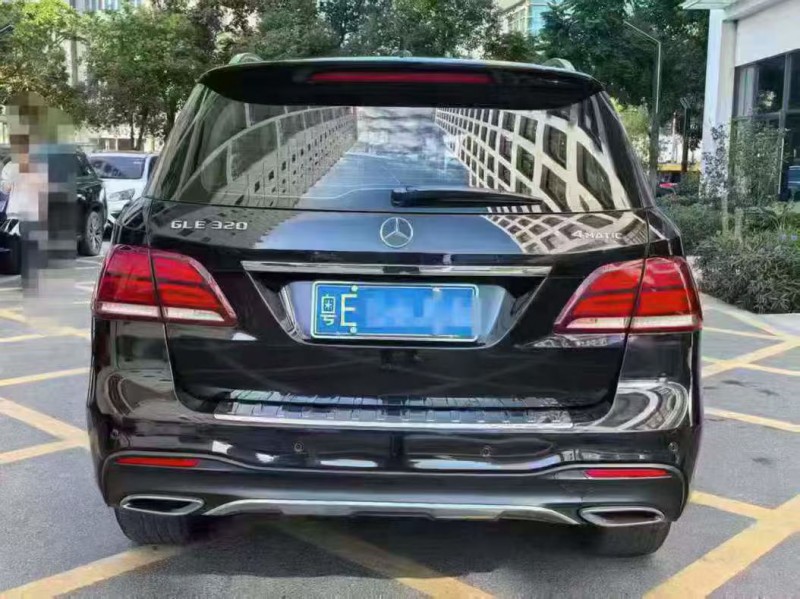 深圳16年奔驰GLE7