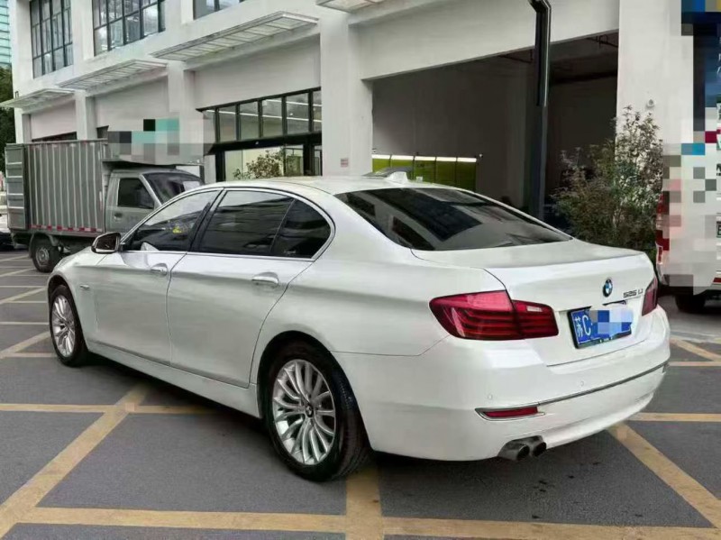 深圳15年宝马5系8