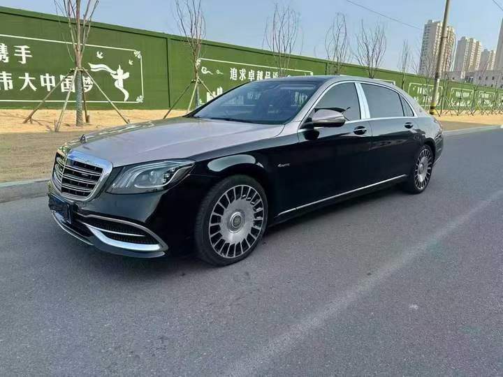 东营18年奔驰迈巴赫S级3