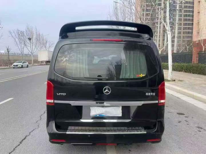 焦作20年奔驰威霆9