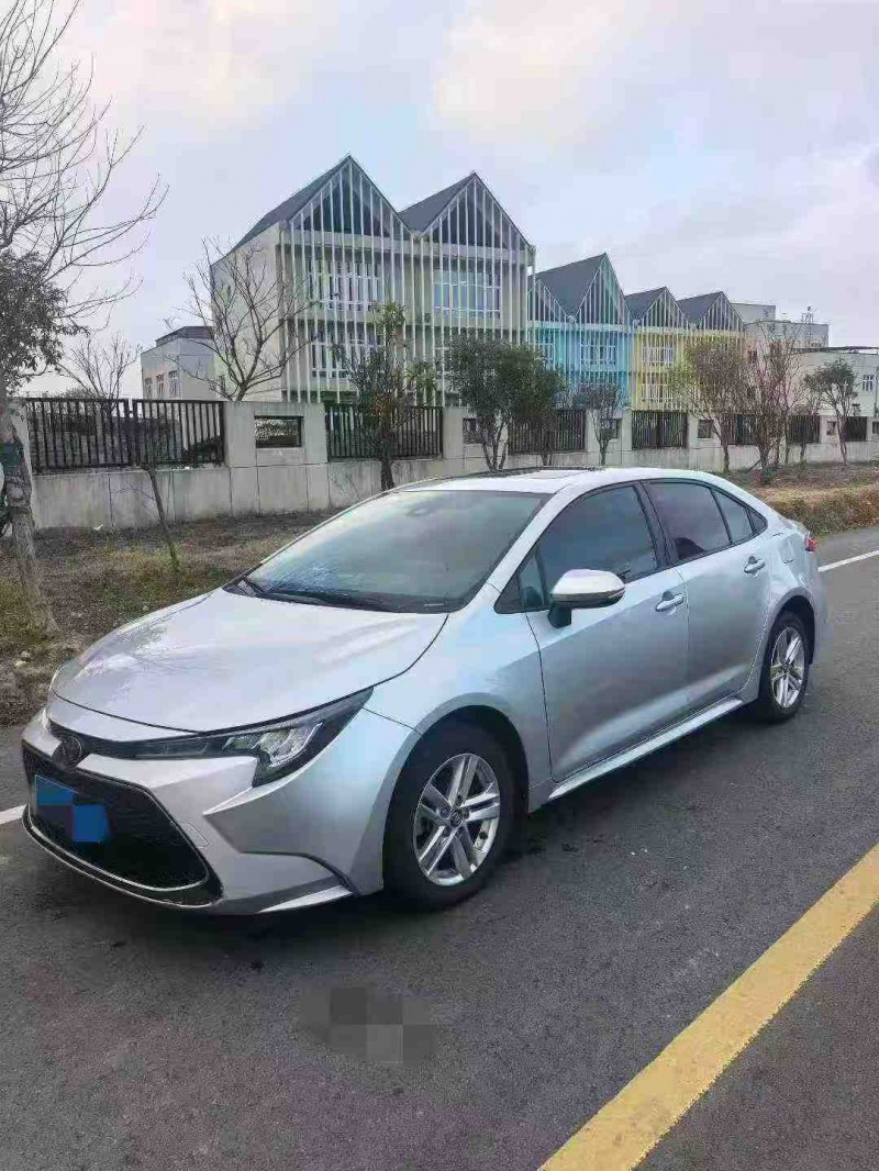 温州21年丰田雷凌2