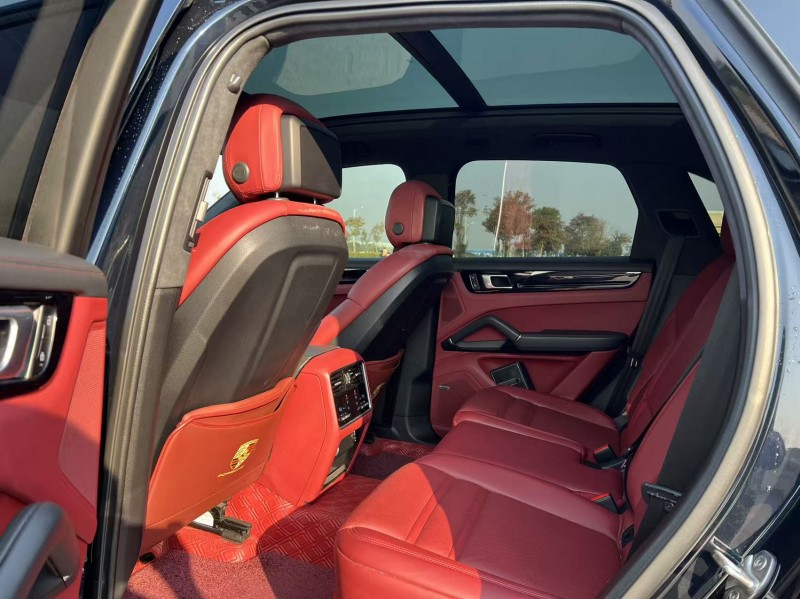 鹽城22年保時捷卡宴5