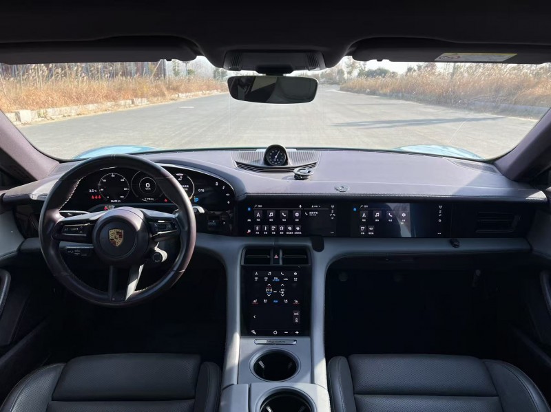 盐城21年保时捷Taycan7