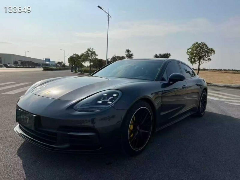 南通17年保时捷帕拉梅拉3