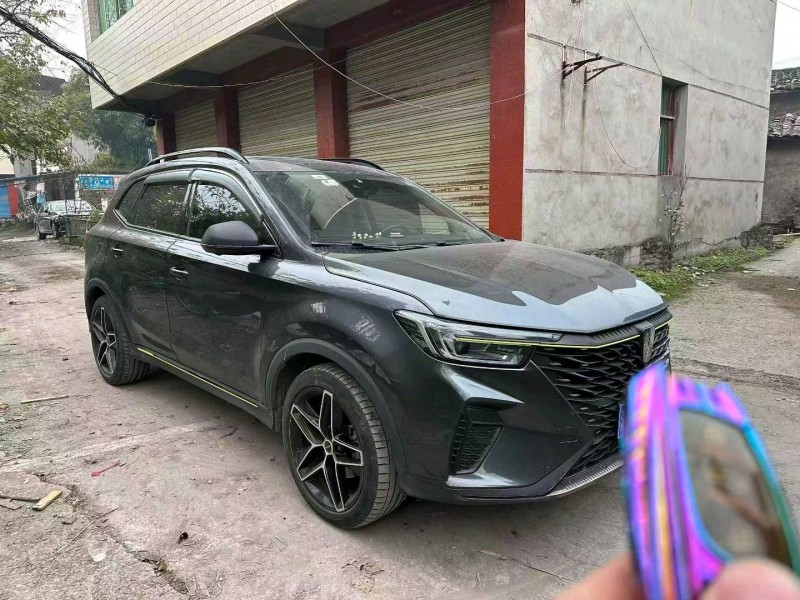 重庆22年荣威RX52