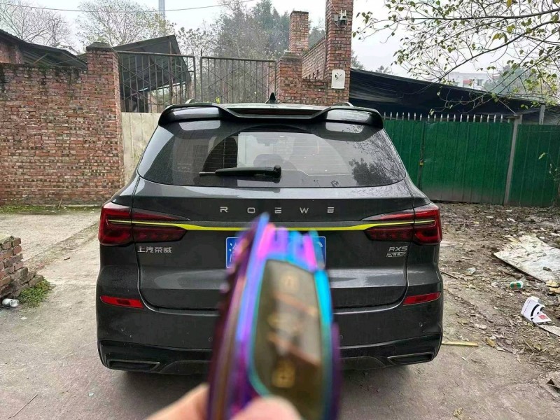 重庆22年荣威RX55