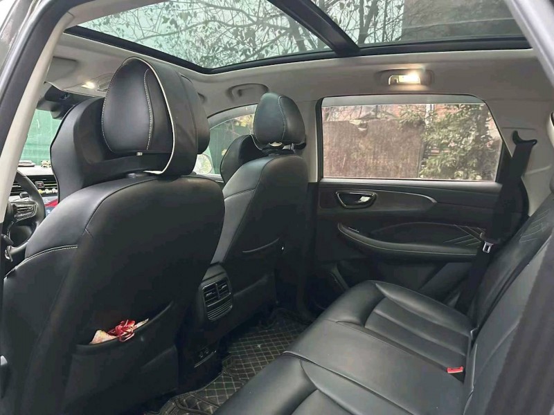 重庆22年荣威RX56