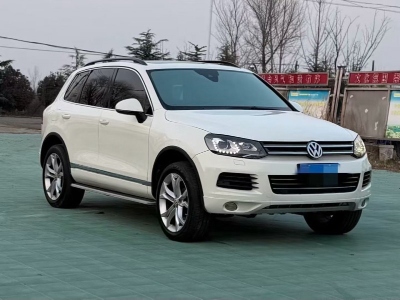 青岛15年大众途锐2