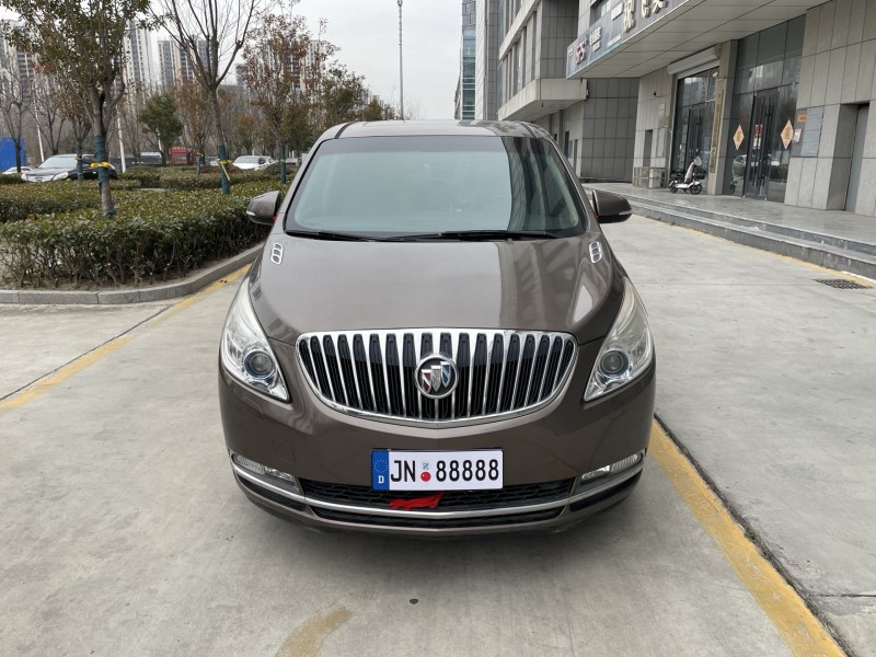 济宁12年别克GL81