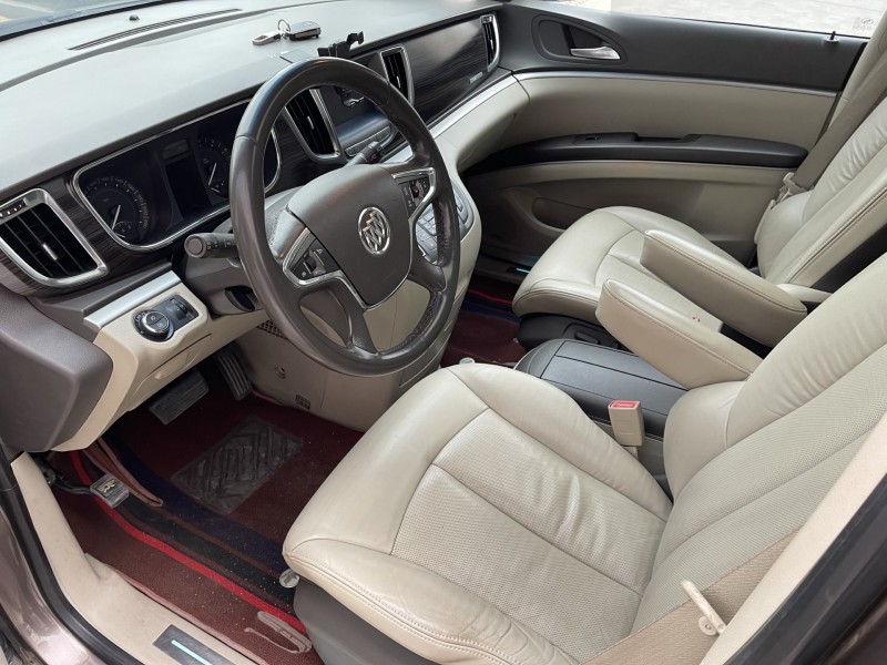 济宁12年别克GL84