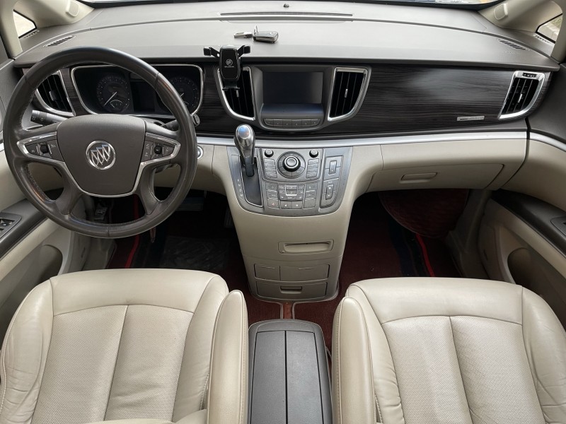 济宁12年别克GL85