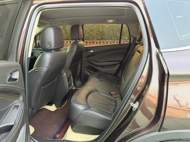 青岛20年别克昂科威5