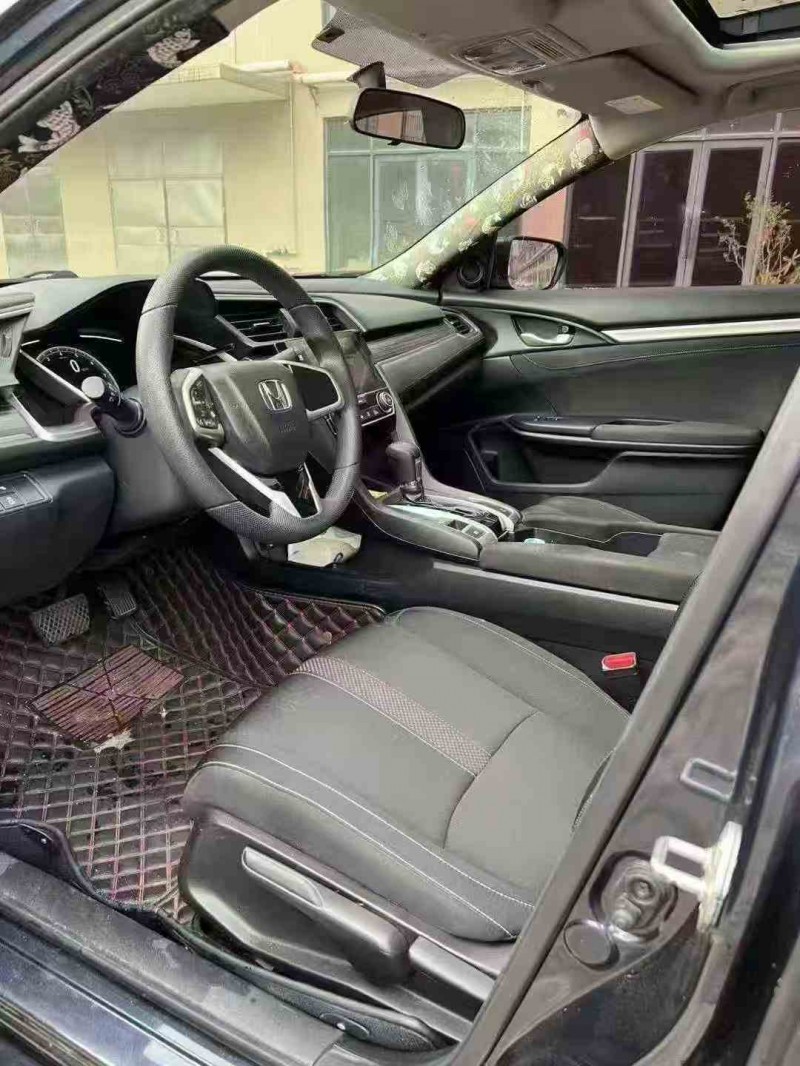 湛江21年本田思域6