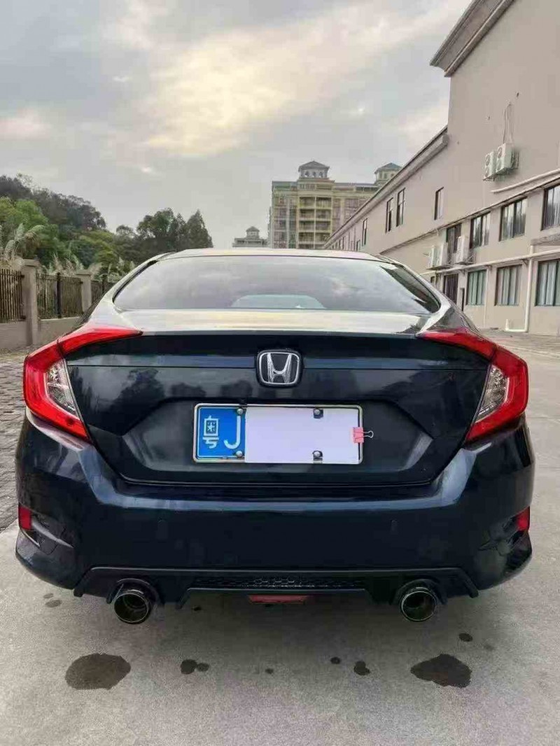 湛江21年本田思域9