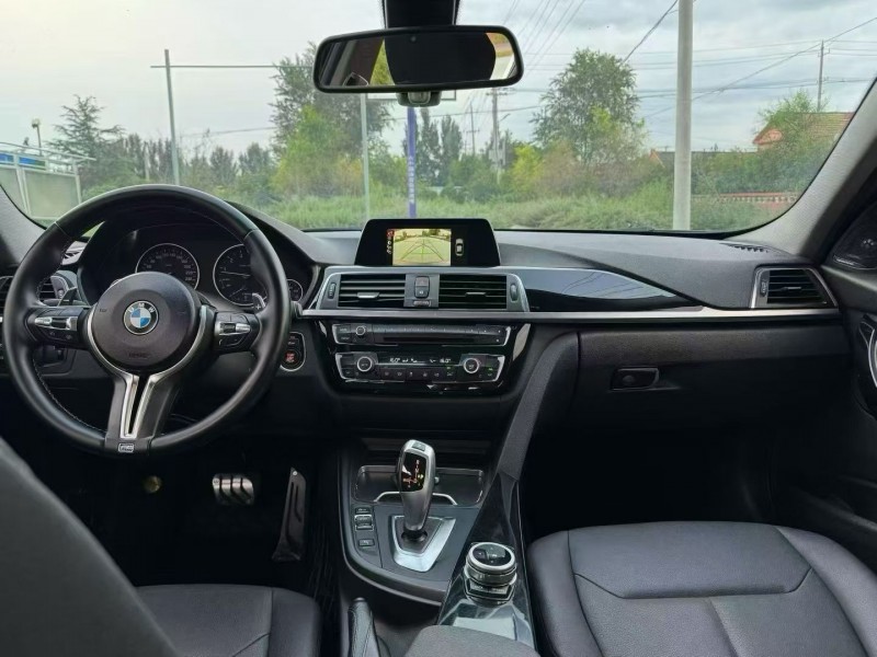 青岛16年宝马3系4