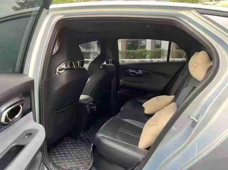 湛江24年传祺影豹4