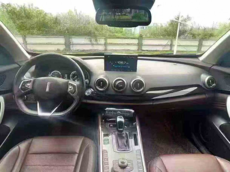 广州18年长城汽车魏牌4