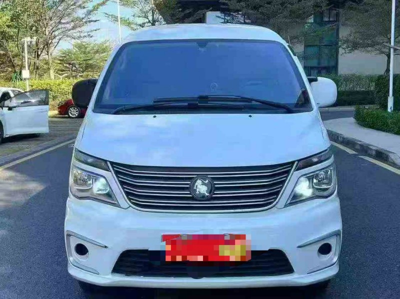 江门22年东风菱智1