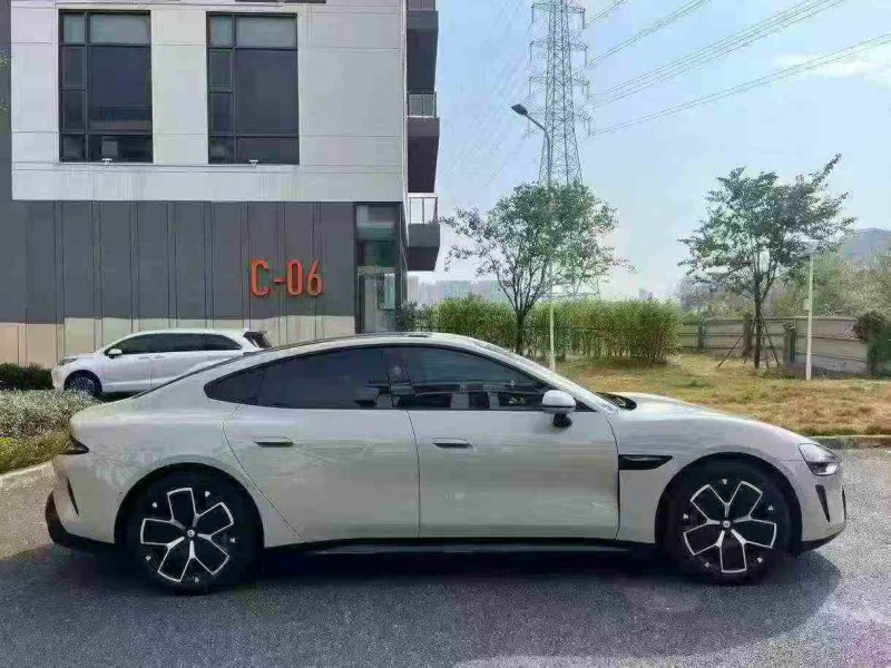 江门25年小米SU77