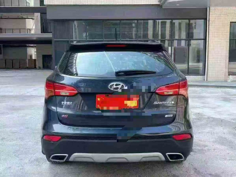 湛江13年现代新胜达8