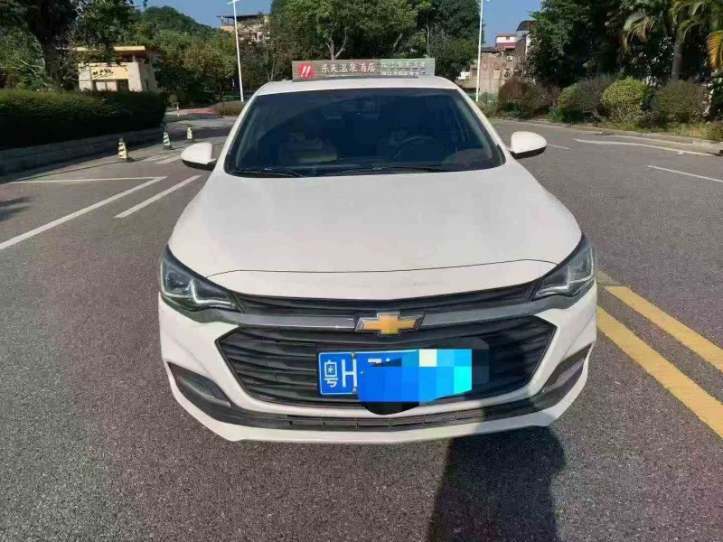 湛江22年雪佛兰科鲁泽1