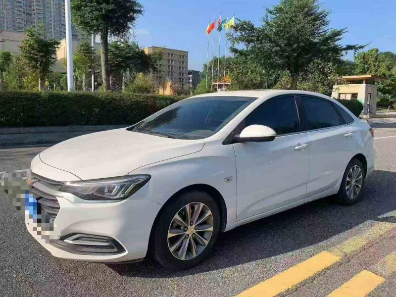 湛江22年雪佛兰科鲁泽3