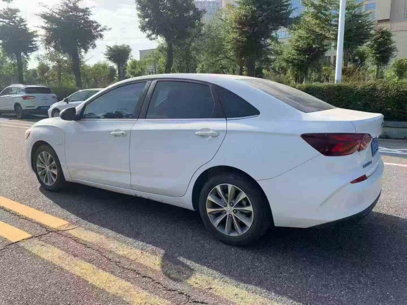 湛江22年雪佛兰科鲁泽7