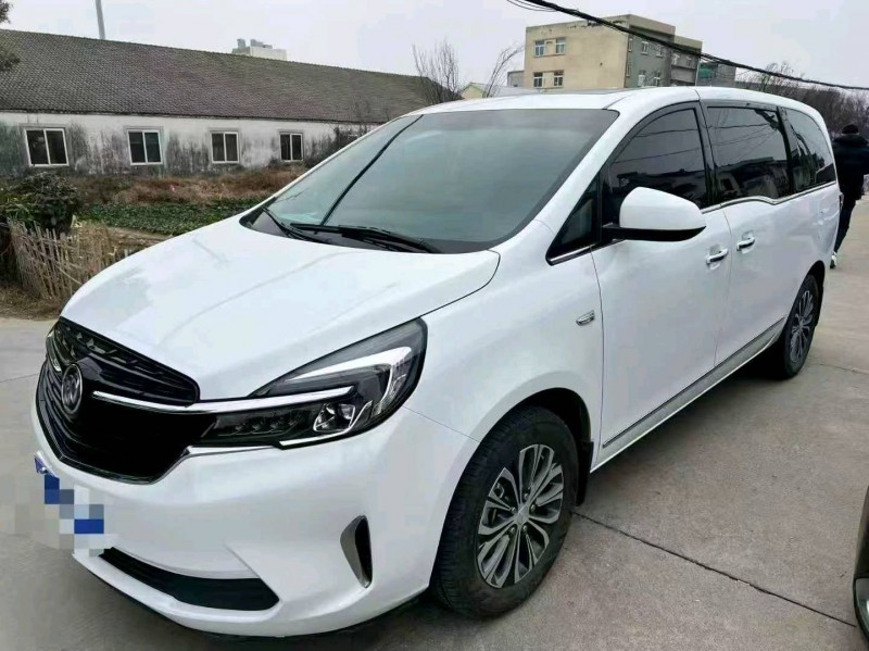 苏州23年别克GL82