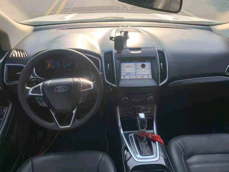 贵港18年福特锐界4