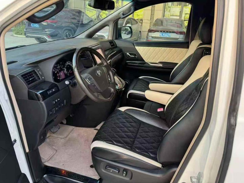 广州12年丰田埃尔法7