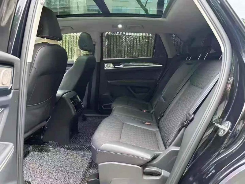 广州19年大众途昂5