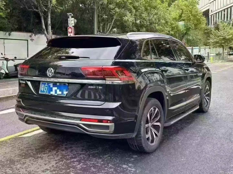 广州19年大众途昂8