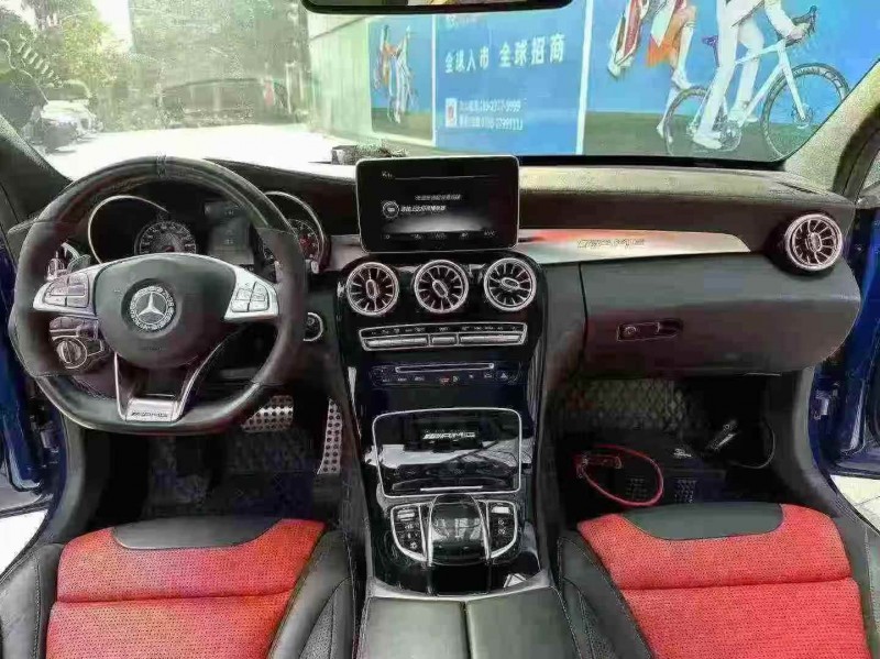 广州17年奔驰AMG6