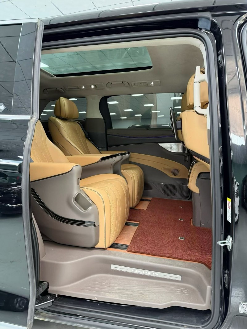 廊坊23年腾势D98