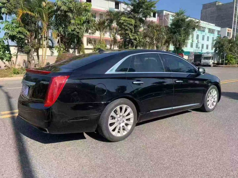 江门16年凯迪拉克XTS7