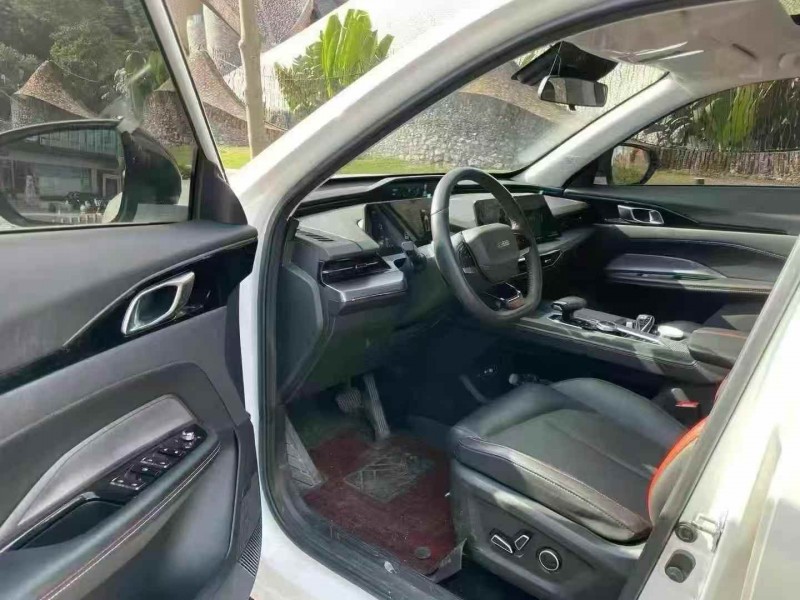 深圳22年长安汽车欧尚6