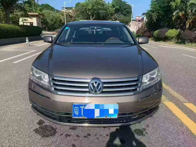 贵港16年大众辉腾1