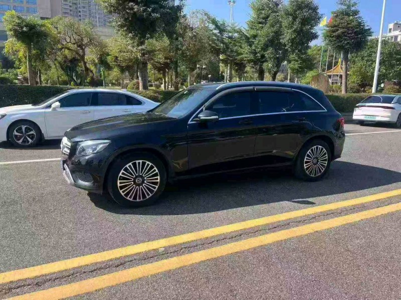 湛江19年奔驰GLC3