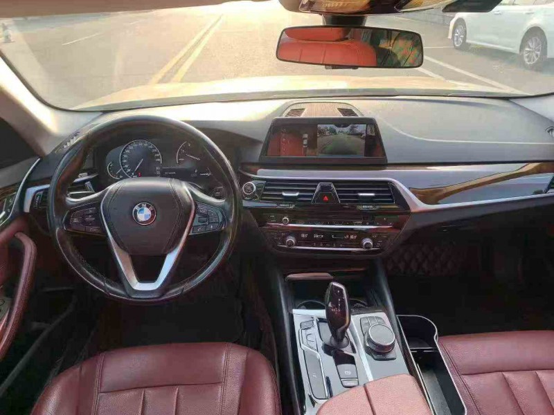 湛江18年宝马5系5